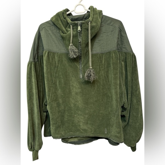 Free People Movement Let It Go Green Hoodie Velour Cropped Oversized zip - Picture 1 of 7
